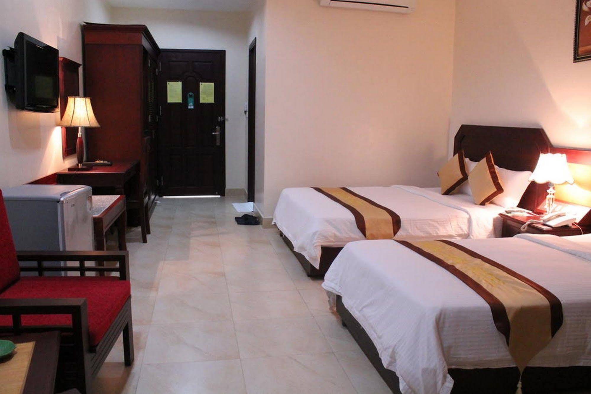 Hung Long Harbour Hotel Cat Ba Dong Khe Sau Exterior foto